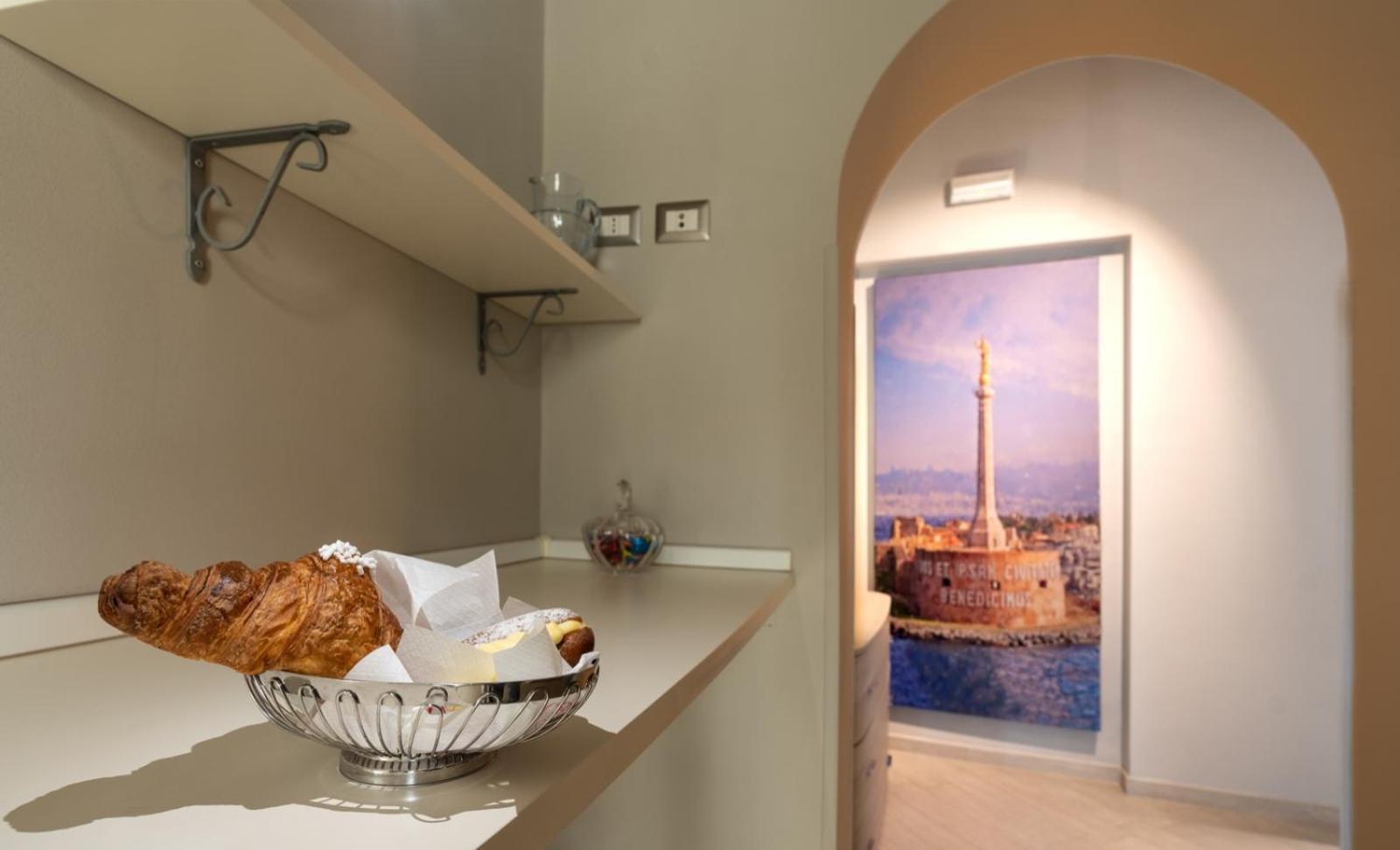 Conte Cavour Hotel Messina Exterior photo